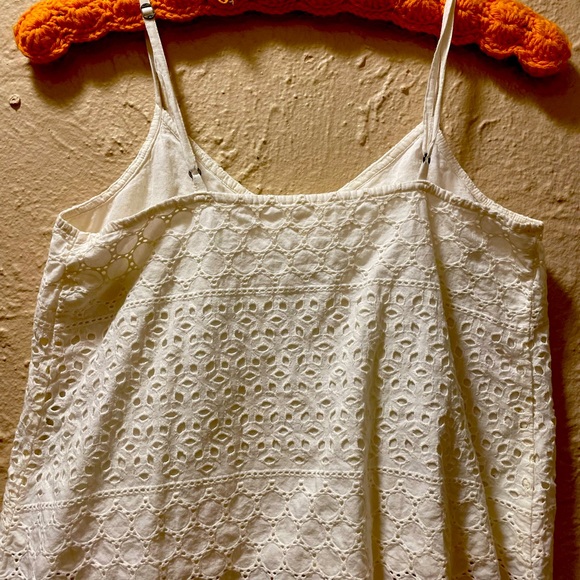 Hollister Eyelet White Crop Top - Picture 2 of 4